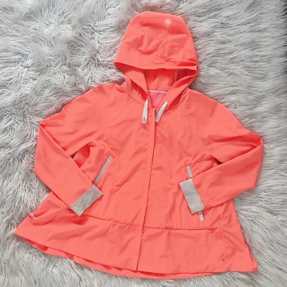 lululemon athletica Jackets & Blazers - Lululemon Sun Showers Rain Jacket
